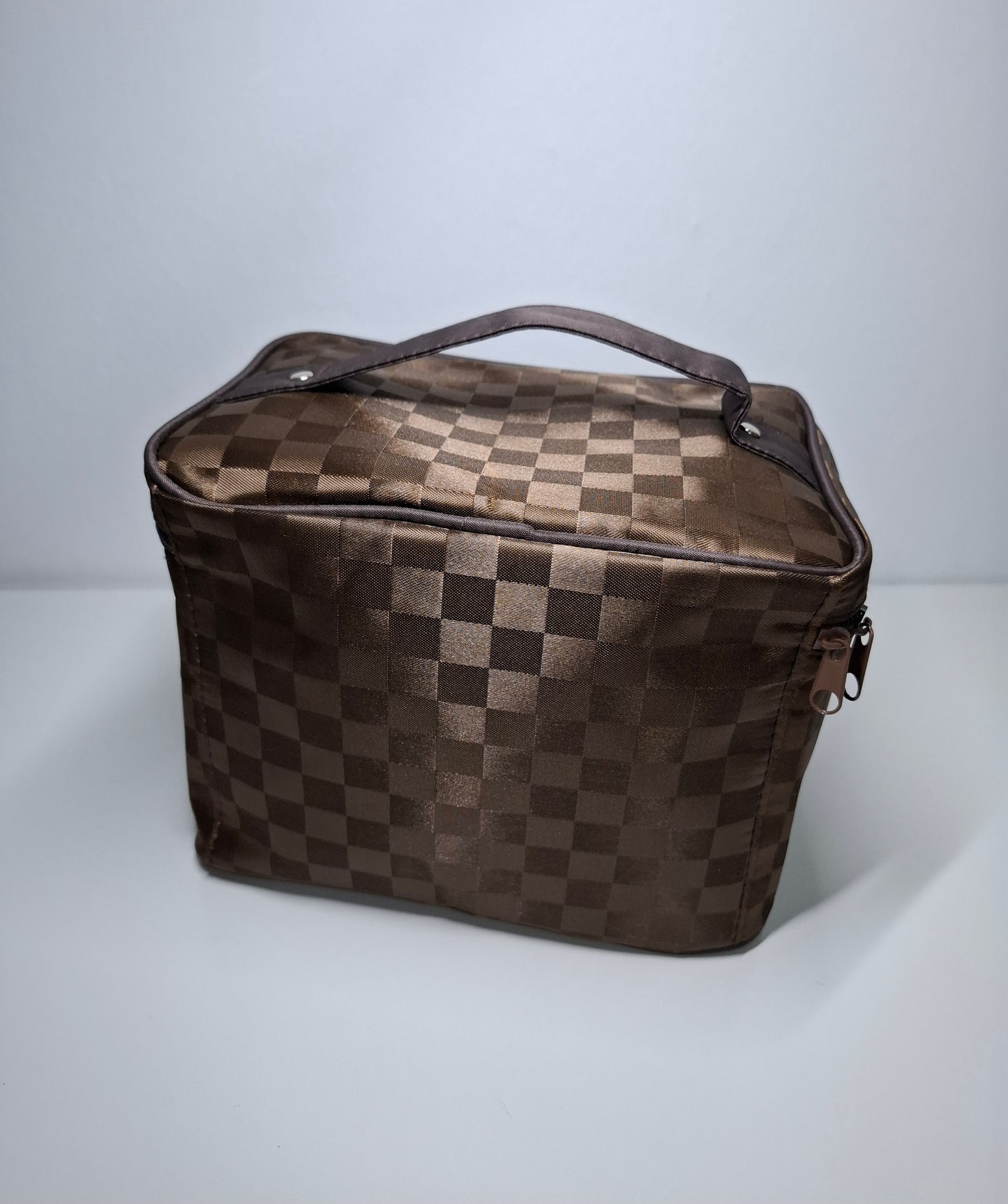 Nura Kosmetik Tasche