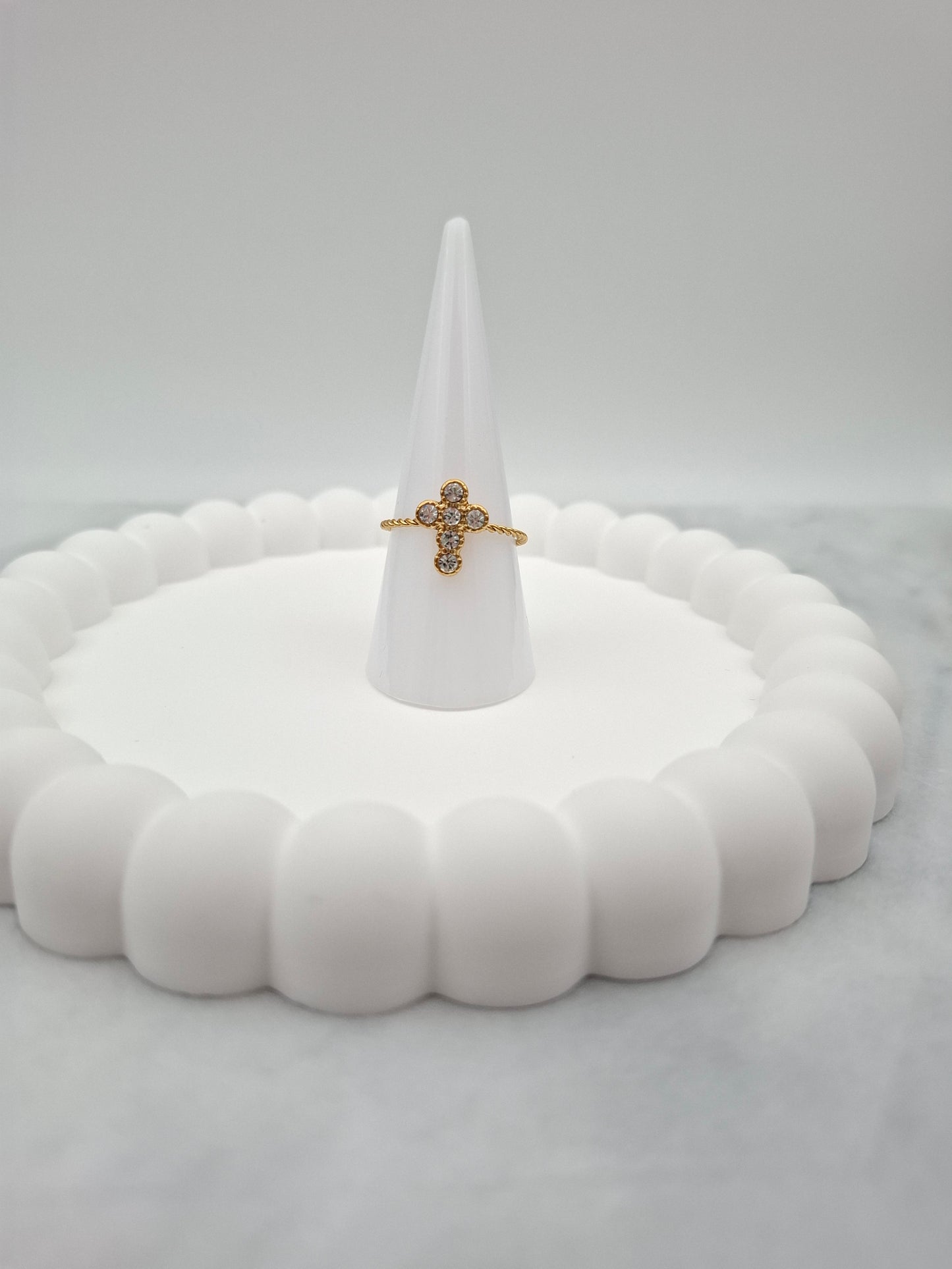 Maria Ring