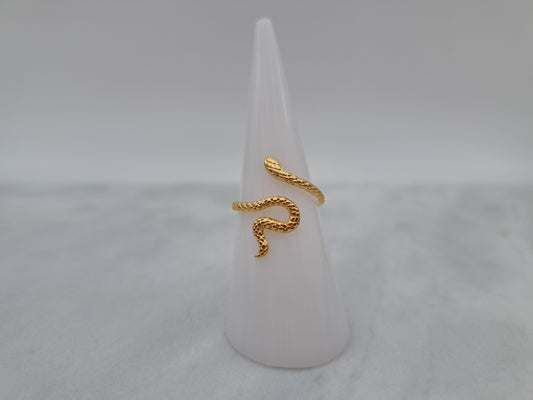 Cora Ring