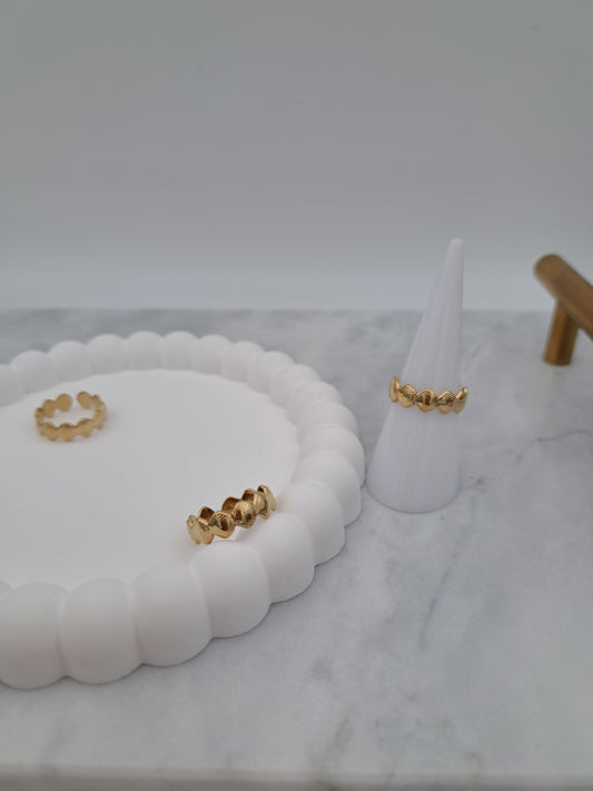 Shelly Ring