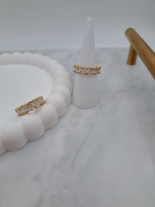 Esra Ring