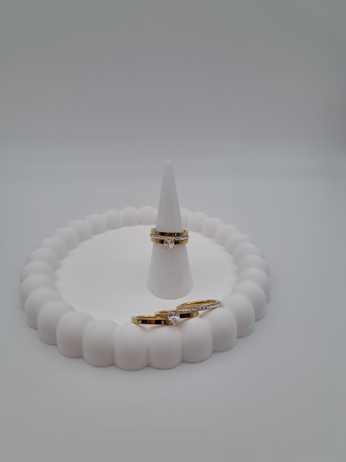 Carla Ring
