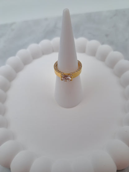 Clarissa Ring