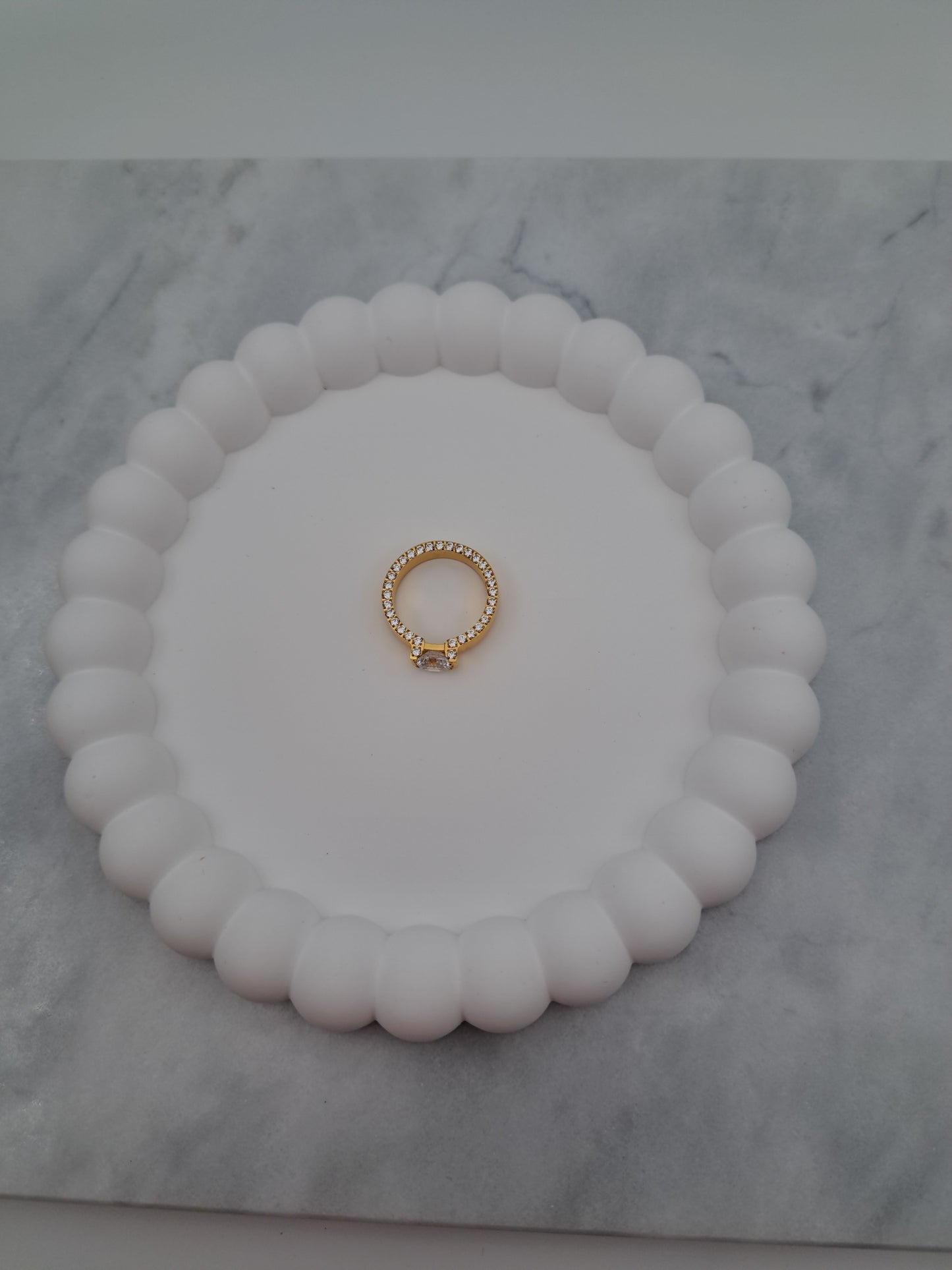 Clarissa Ring