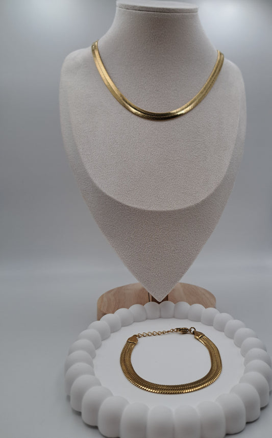 Nyra Armband