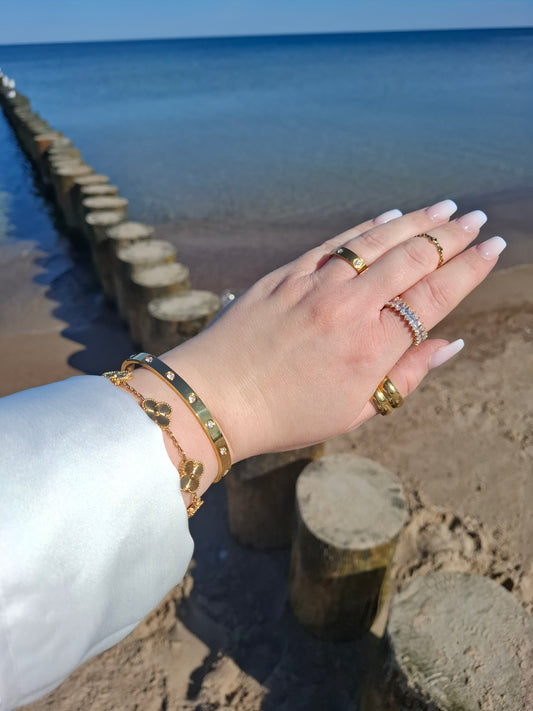 Shiny Ring