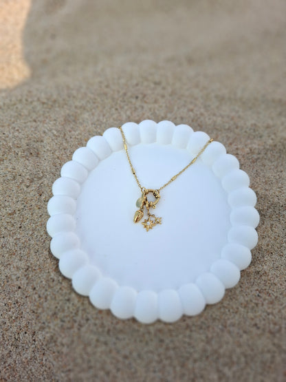 Erdbeeren Charm - gold