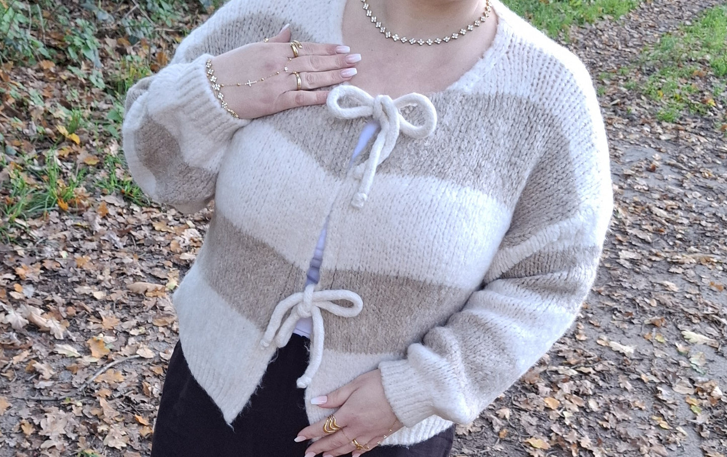 Classic Lines Bow Strickjacke