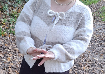 Classic Lines Bow Strickjacke