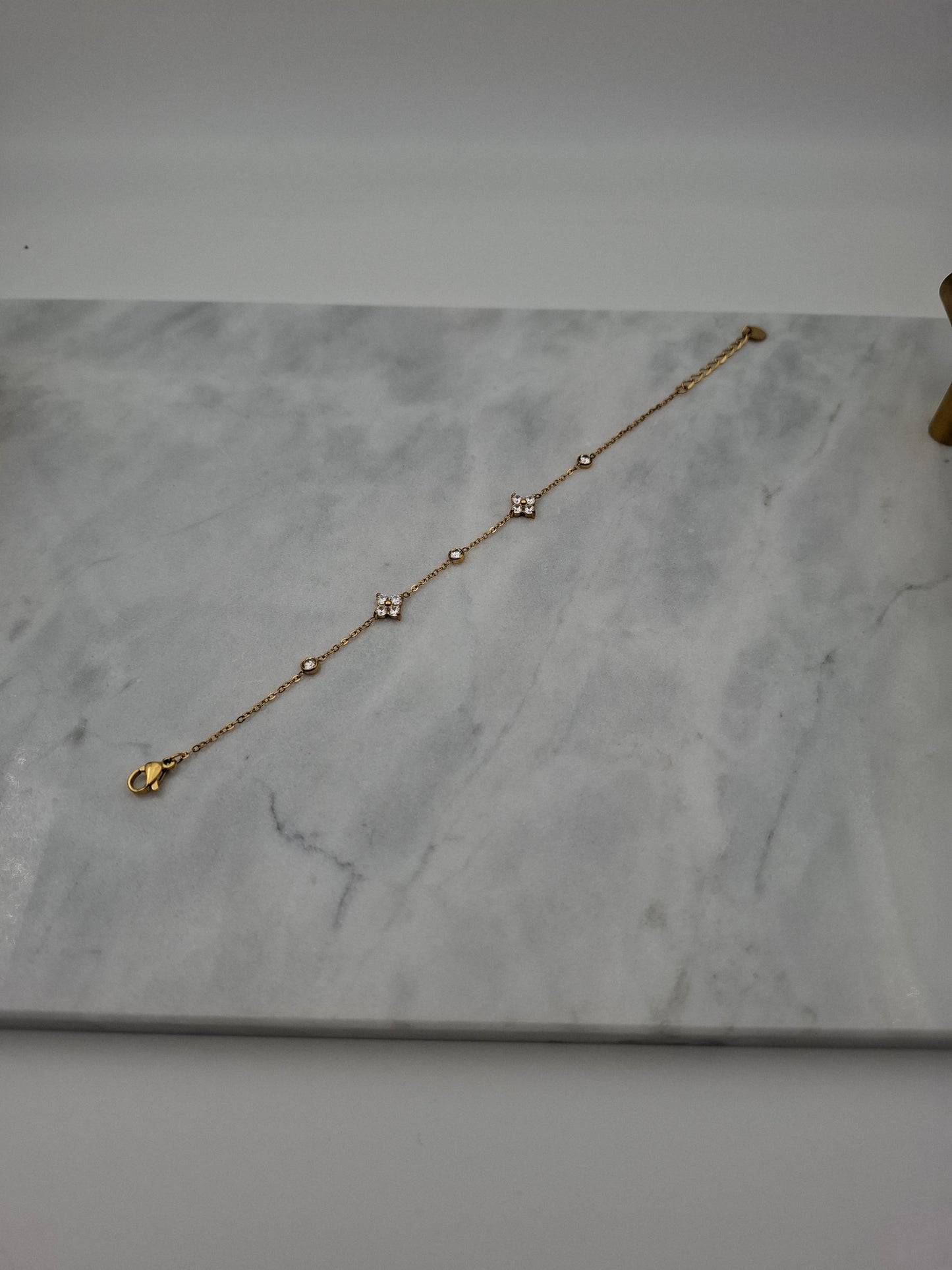 Blumina Armband