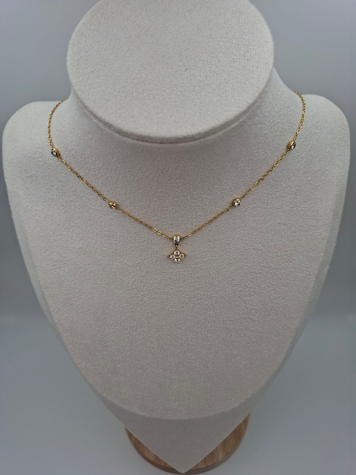 Blumina Kette
