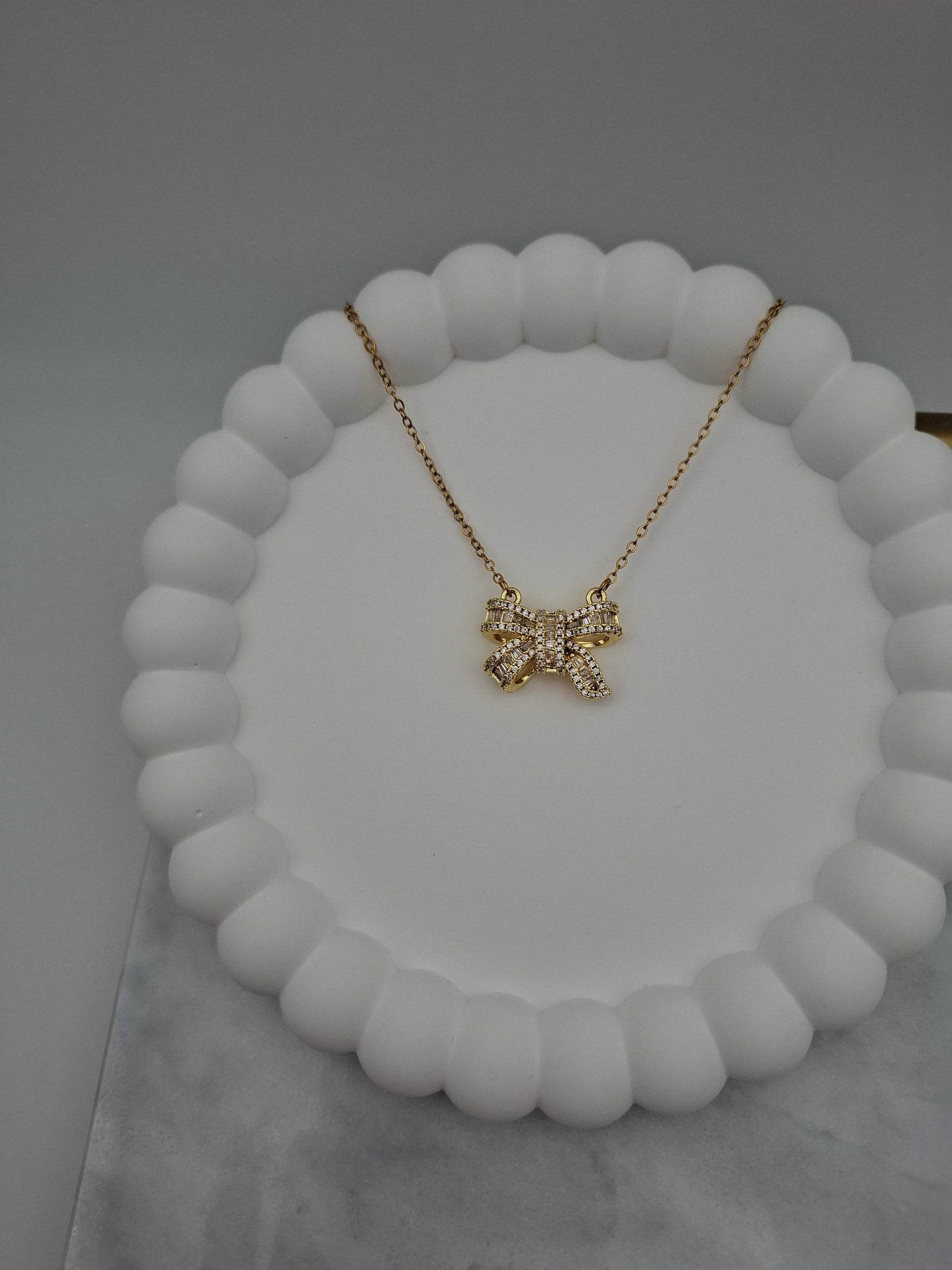 Bow Kette