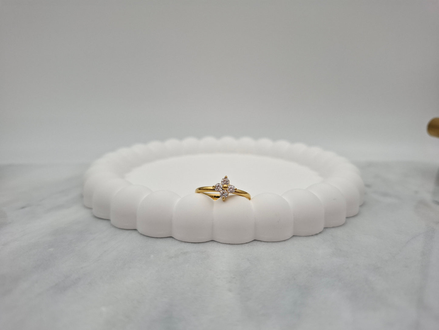 Blumina Ring