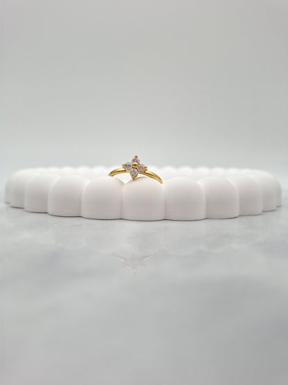 Blumina Ring